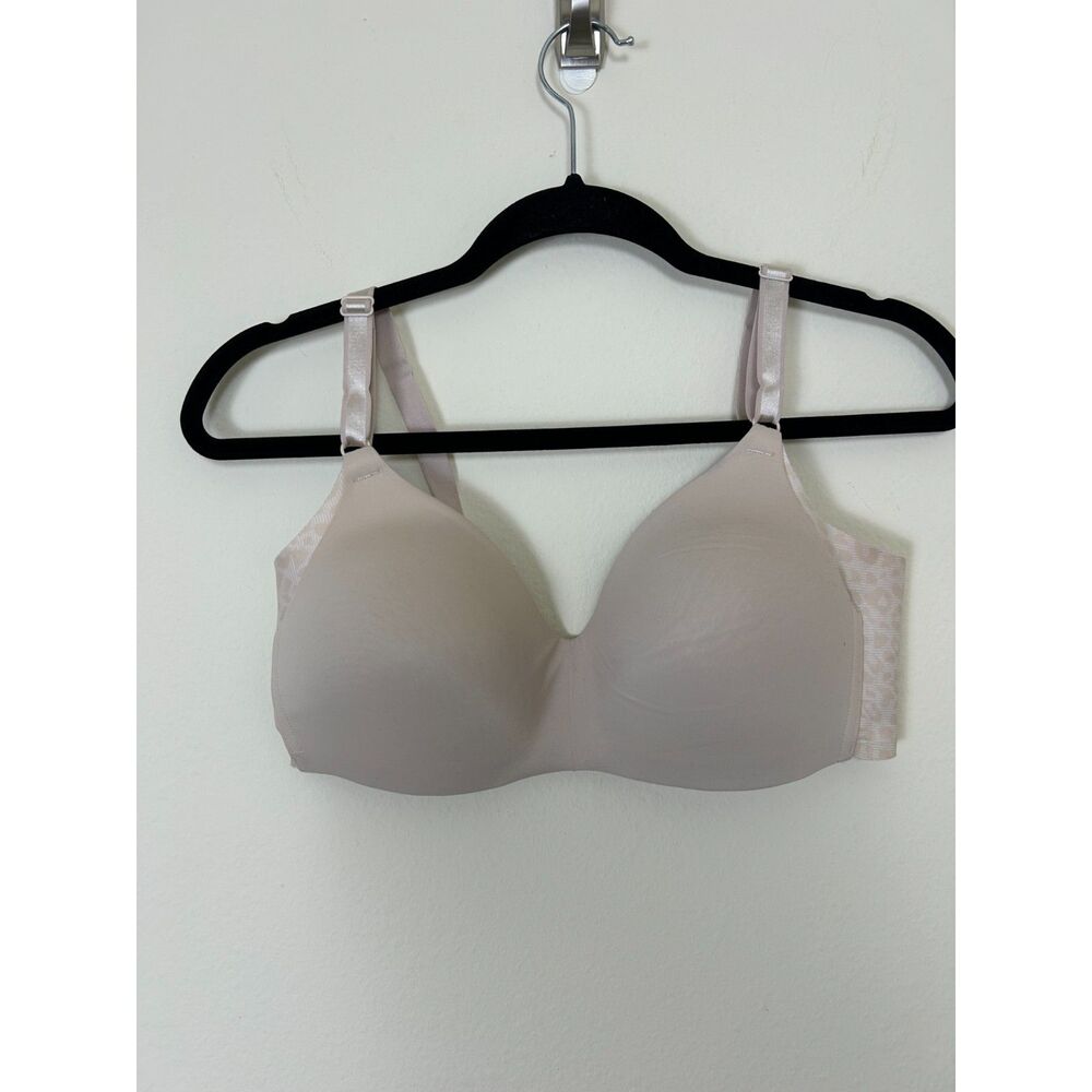 Warner's Bra 36D Neutral Wireless Comfortable supportive adjustable‎
